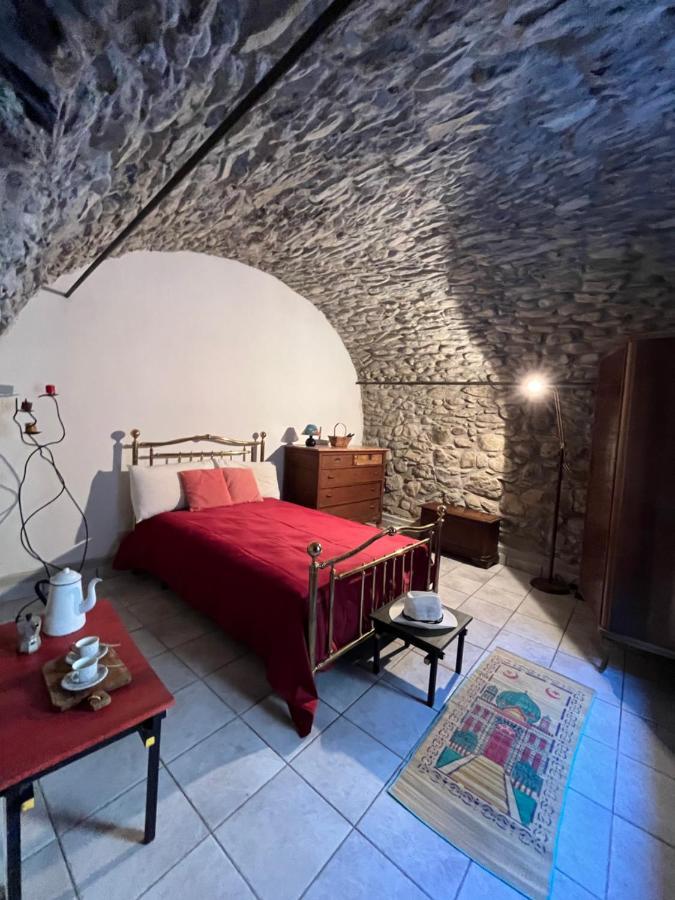 Casa Victoria - Full Equipped Stone House Villa Rocchetta Nervina Luaran gambar